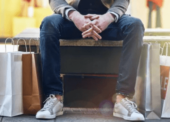 Men’s fashion, five things to buy at sales